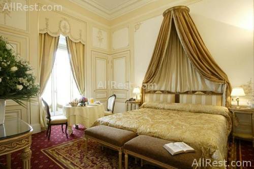 Hotel Du Palais 33